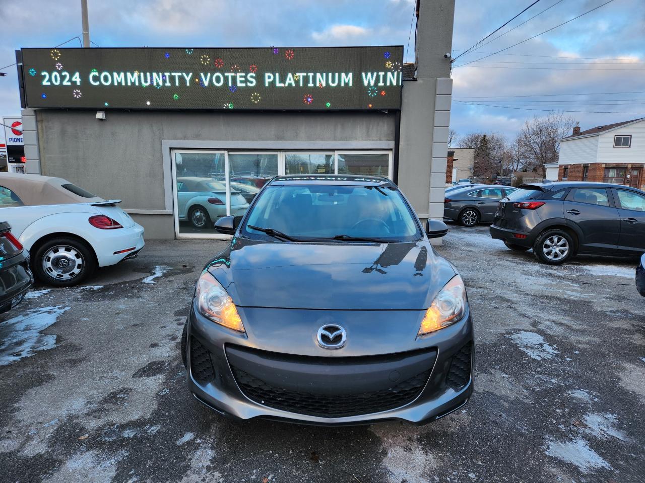 2013 Mazda MAZDA3 I Sport Photo