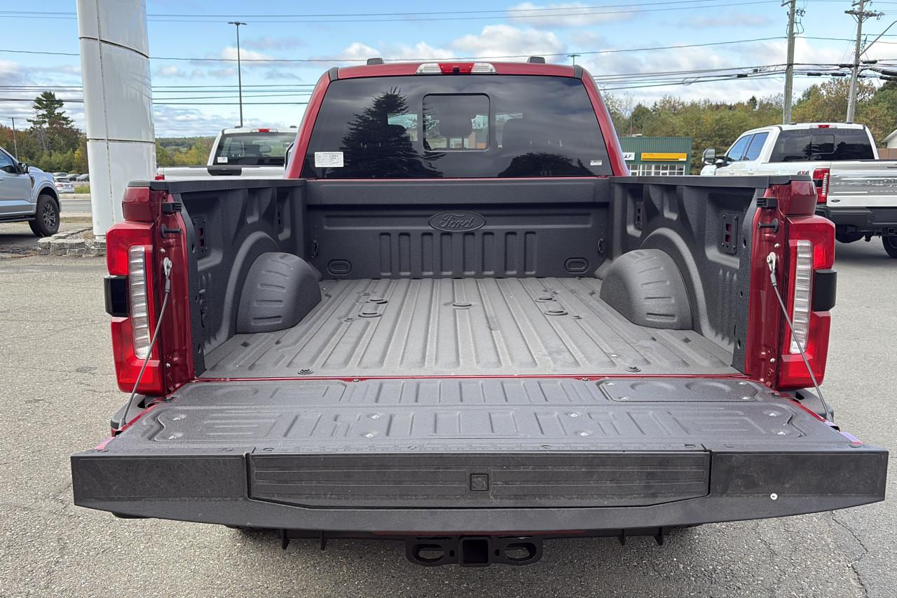 2026 Ford SUPERDUTY F-250® XLT Photo5