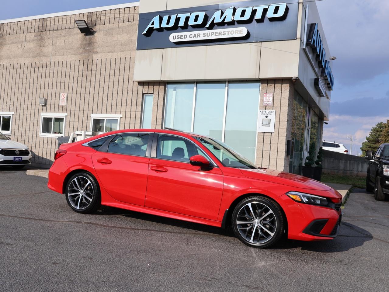 Used 2022 Honda Civic TOURING CERTIFIED *1 OWNER* NAV CAMERA SUNROOF HEATED P.SENSORS ALLOYS BLUETOOTH CRUISE for sale in Burlington, ON