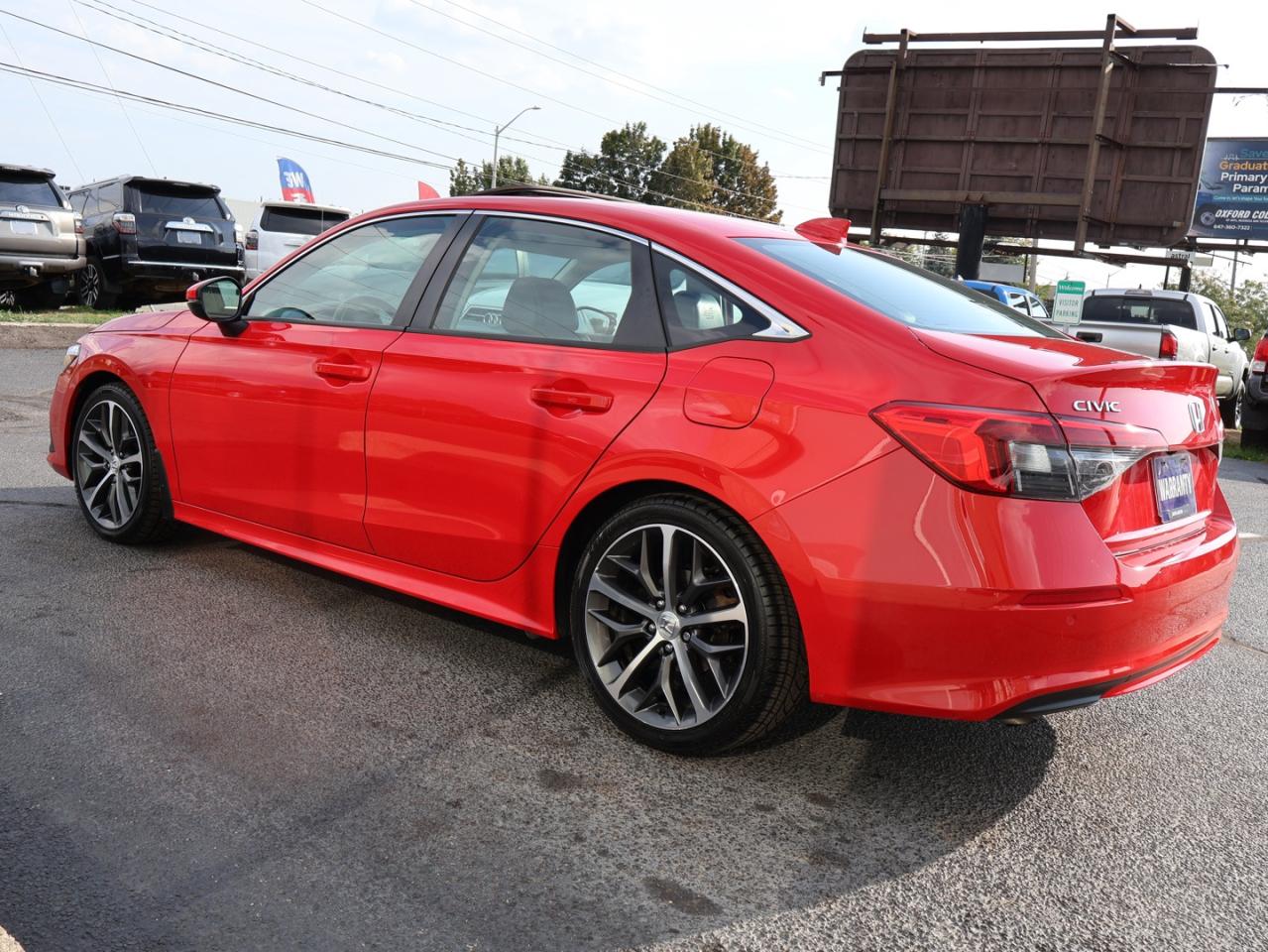 2022 Honda Civic TOURING CERTIFIED *1 OWNER* NAV CAMERA SUNROOF HEATED P.SENSORS ALLOYS BLUETOOTH CRUISE - Photo #4