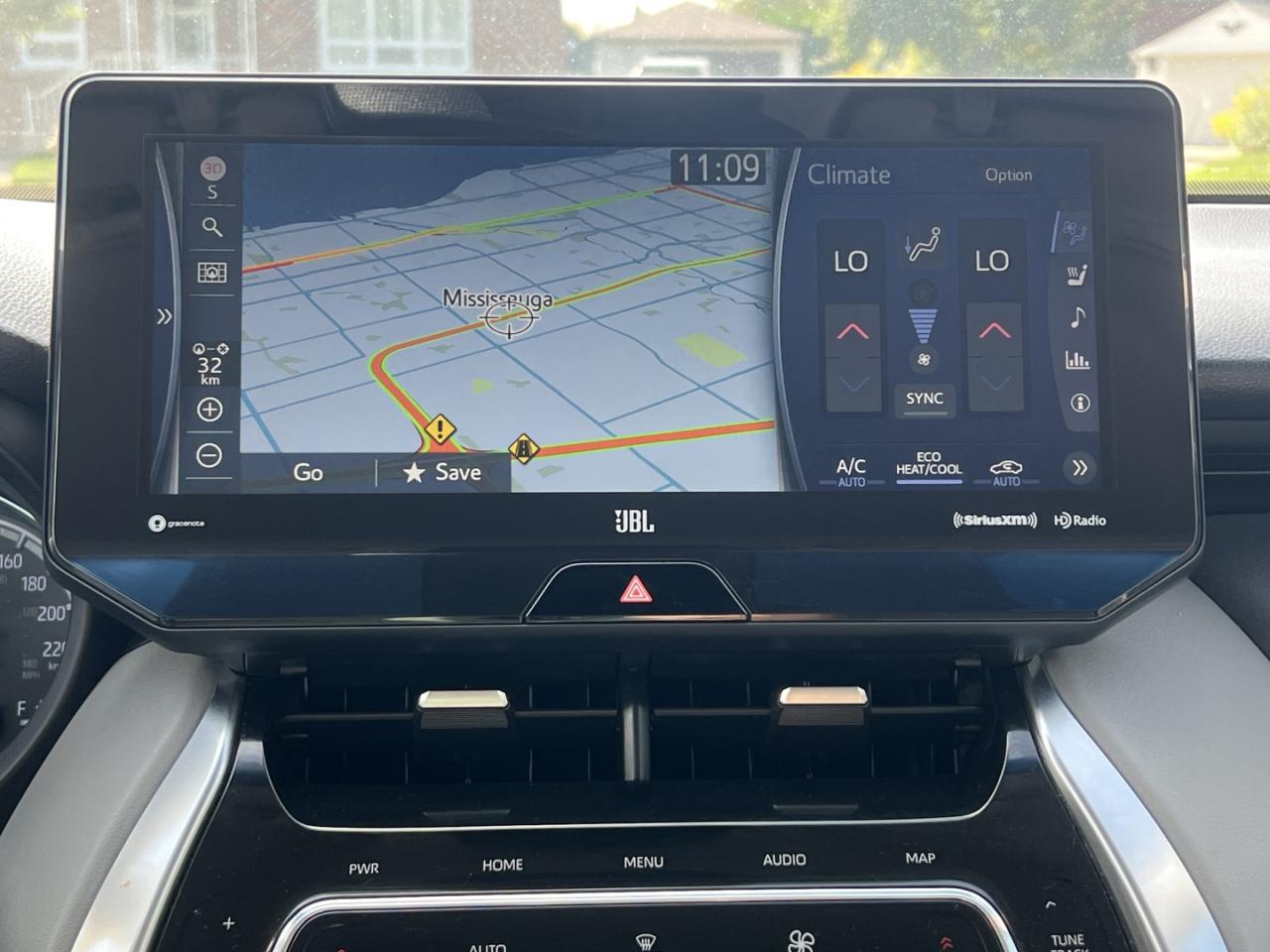 2022 Toyota Venza XLE - Photo #21