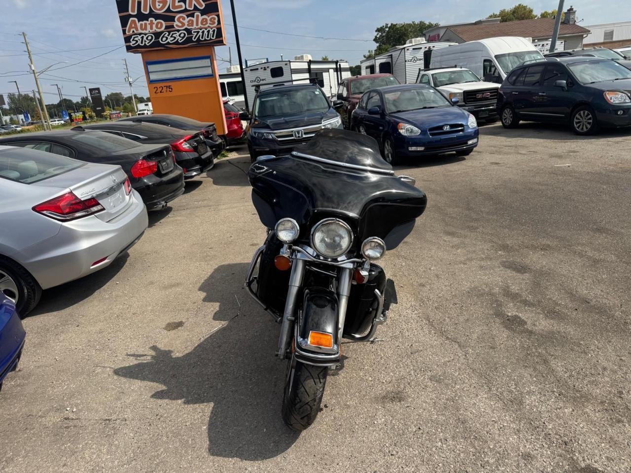 2004 Harley-Davidson Electra Glide ULTRA CLASSIC, EXHAUST, LIGHT DAMAGE, AS IS - Photo #9
