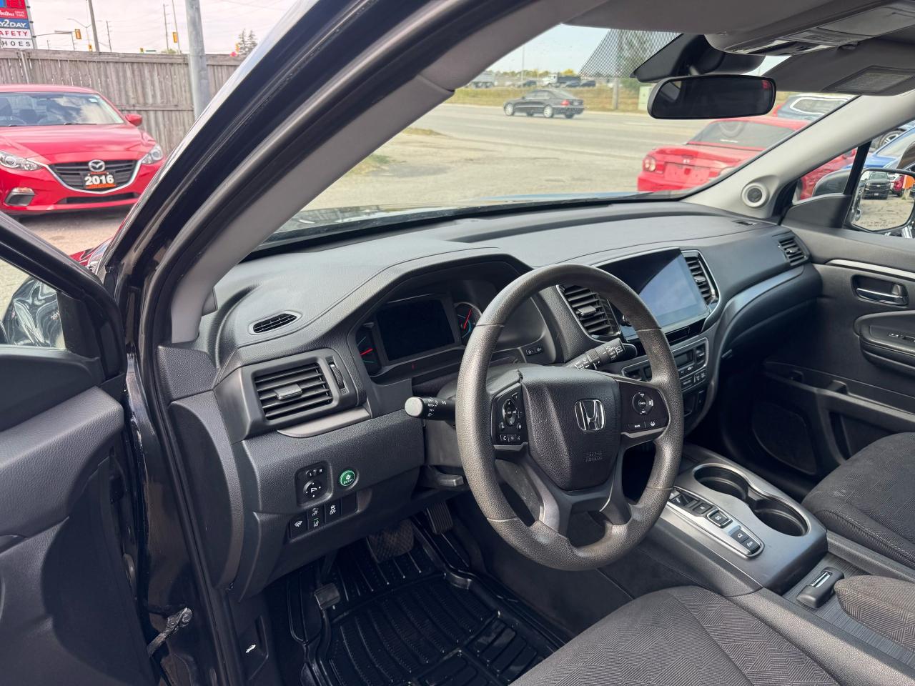 2021 Honda Pilot LX, AWD, ONLY 68KMS, ROOF RACK, 8 PASSENGER, CERT - Photo #10