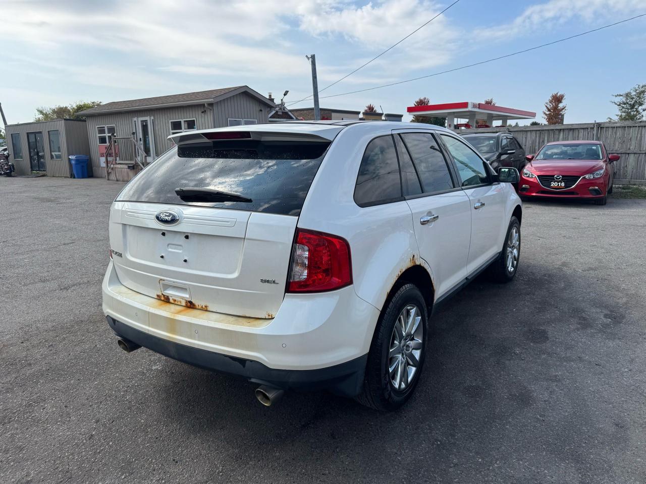 2011 Ford Edge SEL, LEATHER, LOADED, V6, AS IS SPECIAL - Photo #5