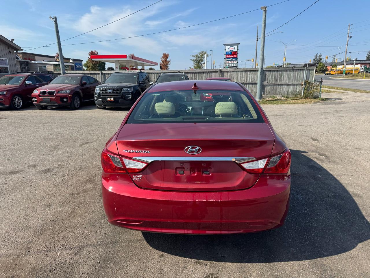 2011 Hyundai Sonata GL, AUTO, NEW ENGINE, 2 SETS OF WHEELS, CERTIFIED Photo3