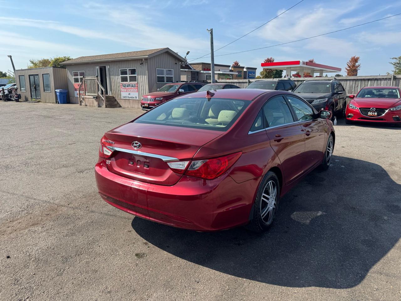 2011 Hyundai Sonata GL, AUTO, NEW ENGINE, 2 SETS OF WHEELS, CERTIFIED Photo4