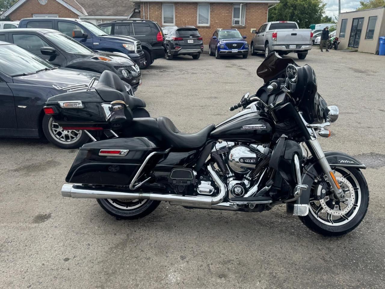 2016 Harley-Davidson Ultra Classic Electra Glide 103CI, EXHAUST, LIGHT DAMAGE, CLEAN TITLE, AS IS - Photo #6