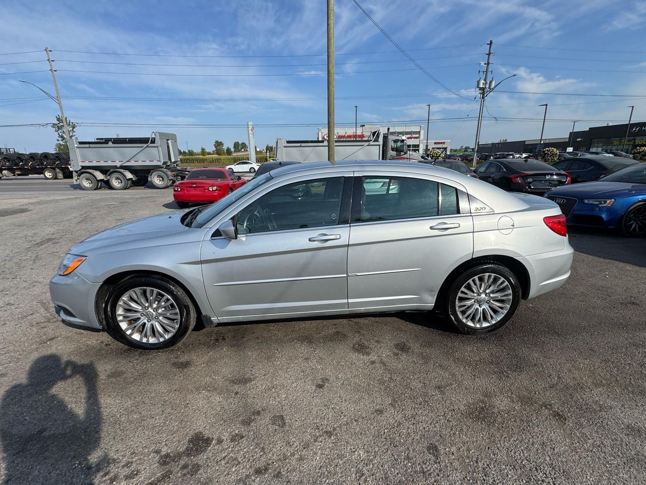 2012 Chrysler 200 TOURING, SEDAN, ONLY 65KMS, ALLOYS, CERTIFIED Photo1
