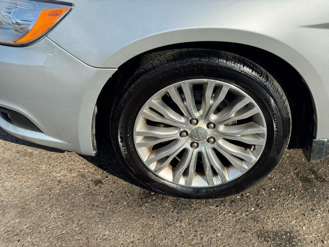 2012 Chrysler 200 TOURING, SEDAN, ONLY 65KMS, ALLOYS, CERTIFIED - Photo #9