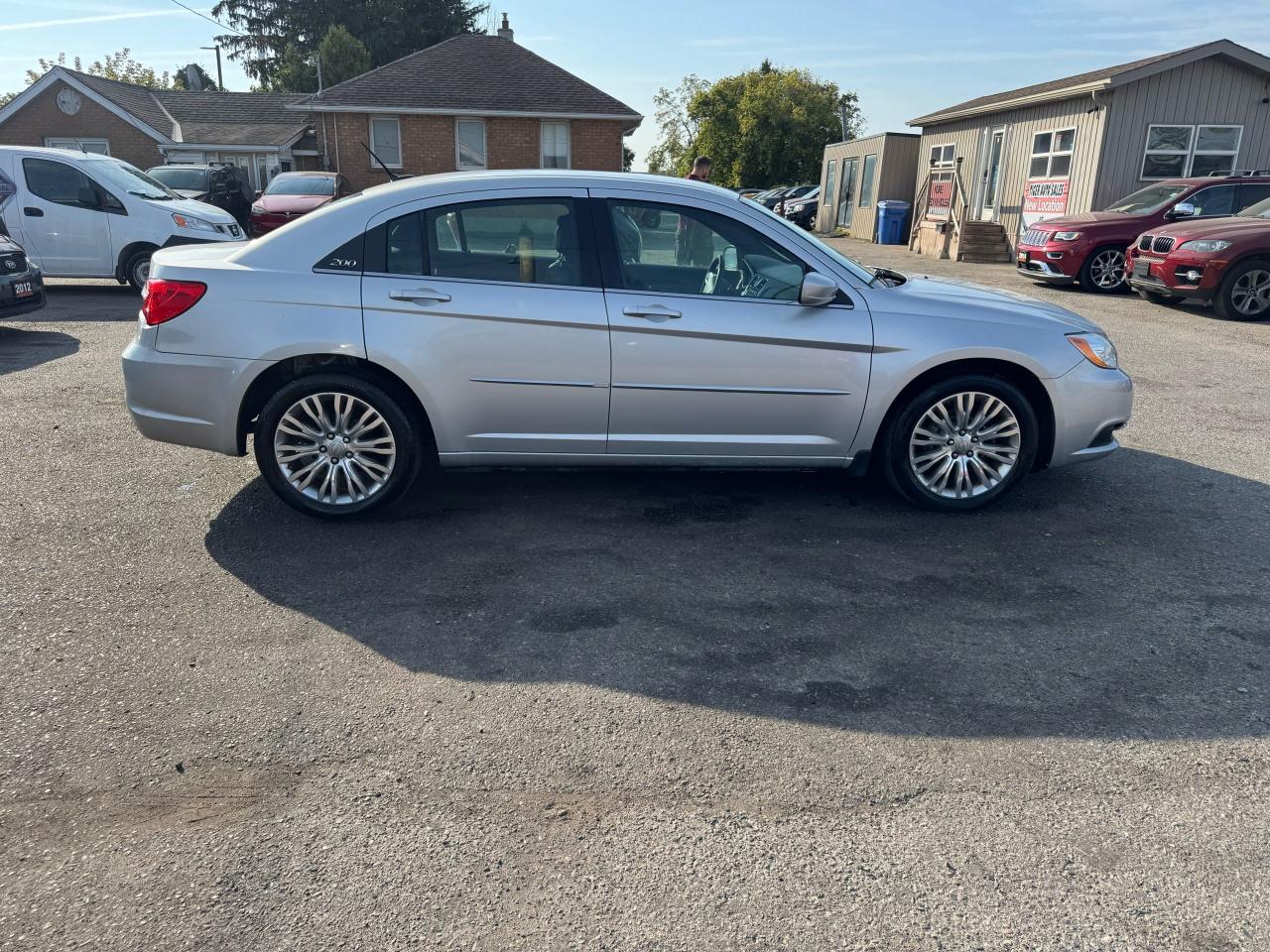2012 Chrysler 200 TOURING, SEDAN, ONLY 65KMS, ALLOYS, CERTIFIED - Photo #6