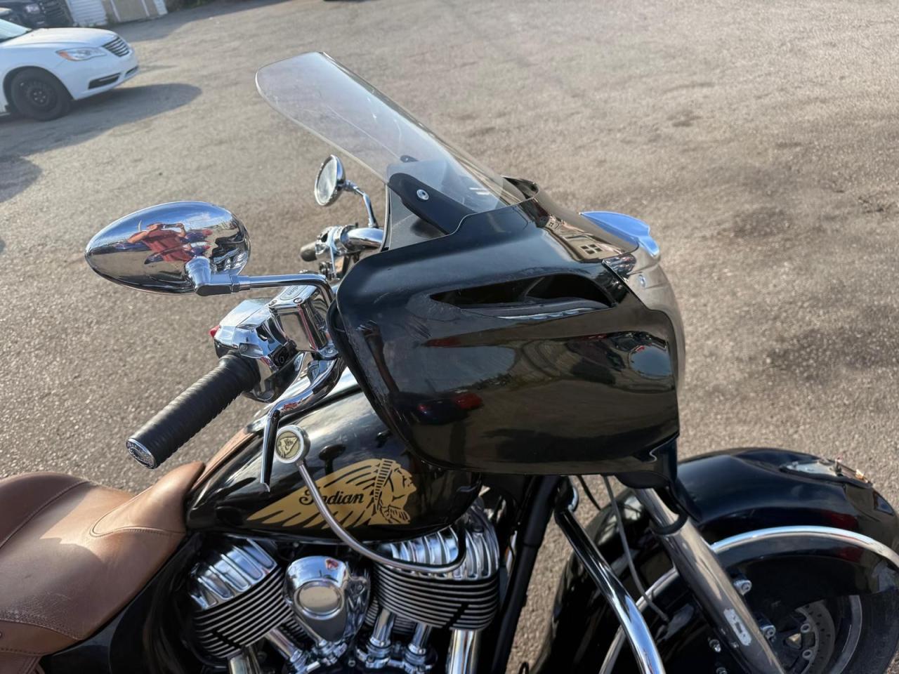 2015 Indian Chief  CHIEFTAIN, LOADED, BROWN SEATS, LIGHT DAMAGE - Photo #15