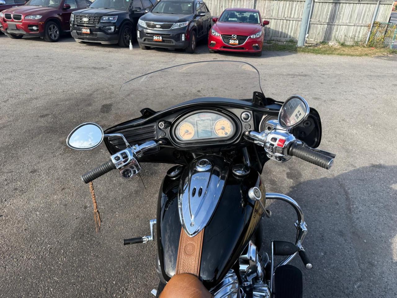 2015 Indian Chief  CHIEFTAIN, LOADED, BROWN SEATS, LIGHT DAMAGE - Photo #16