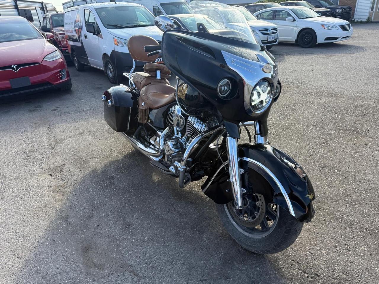 2015 Indian Chief  CHIEFTAIN, LOADED, BROWN SEATS, LIGHT DAMAGE - Photo #7