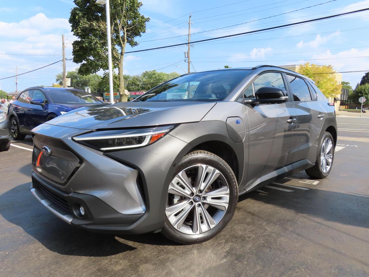 2023 Subaru Solterra Lane Assist - Blind Spot Monitor - Awd - Low Kms !! Photo