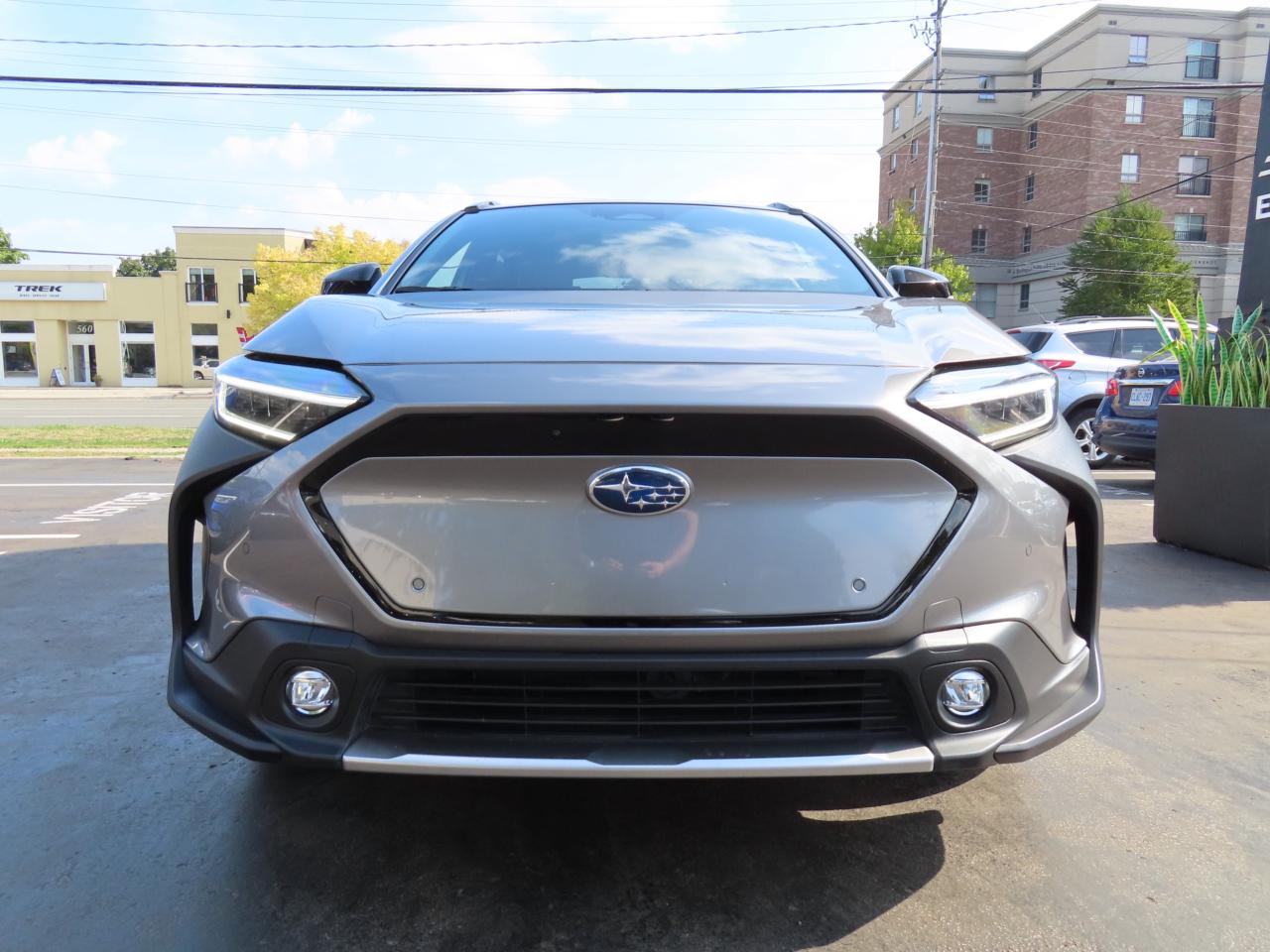 2023 Subaru Solterra Lane Assist - Blind Spot Monitor - Awd - Low Kms !! Photo