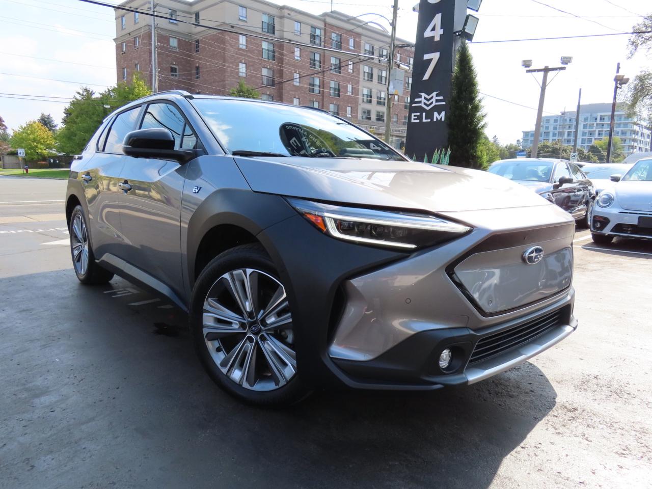 2023 Subaru Solterra Lane Assist - Blind Spot Monitor - Awd - Low Kms !! Photo