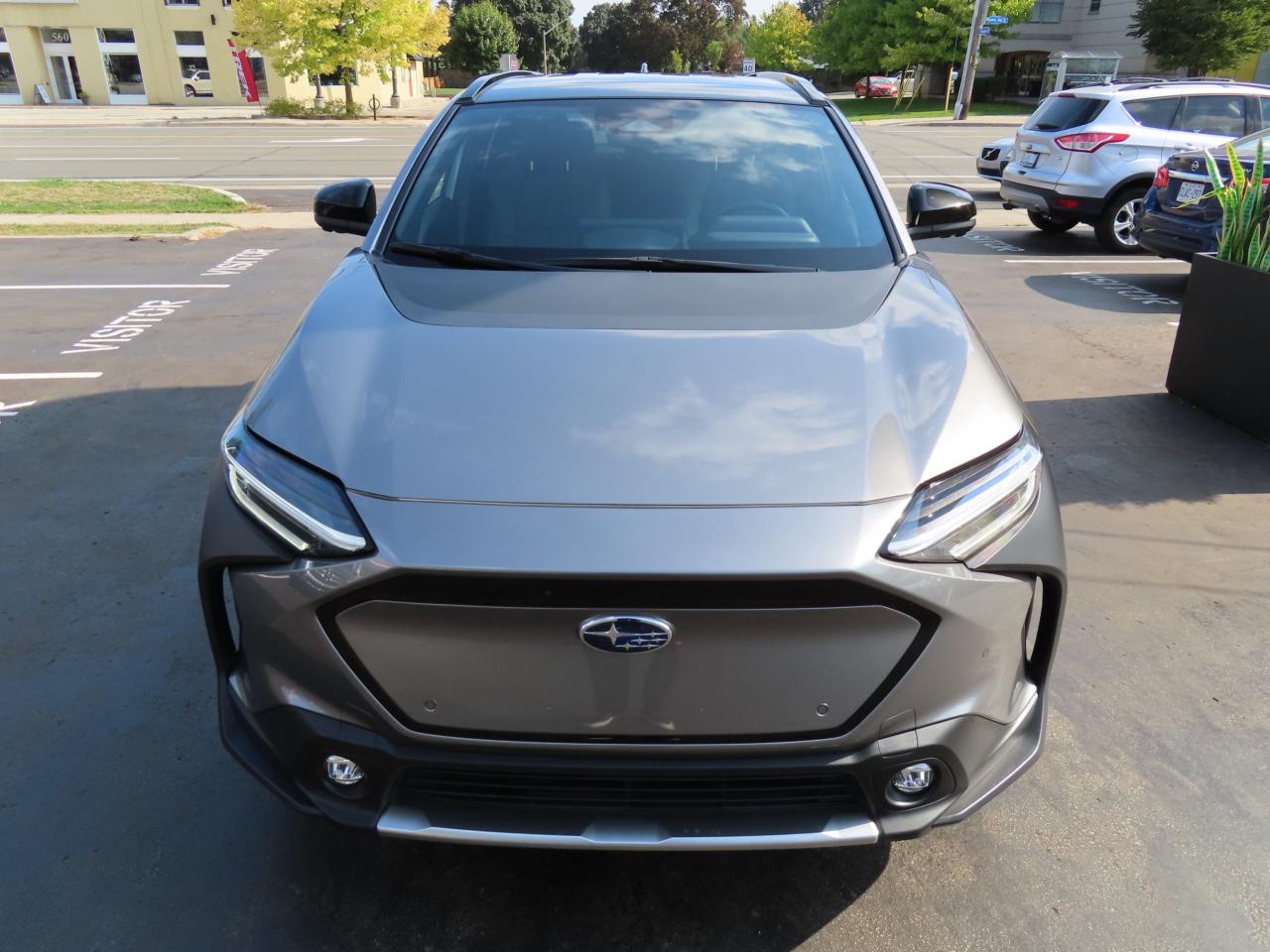 2023 Subaru Solterra Lane Assist - Blind Spot Monitor - Awd - Low Kms !! Photo