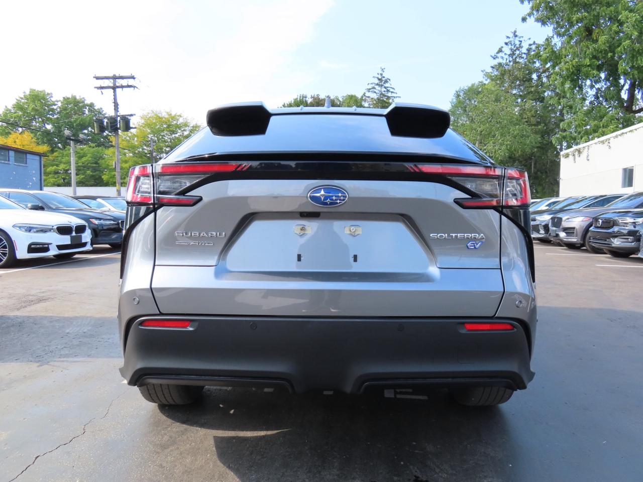 2023 Subaru Solterra Lane Assist - Blind Spot Monitor - Awd - Low Kms !! Photo