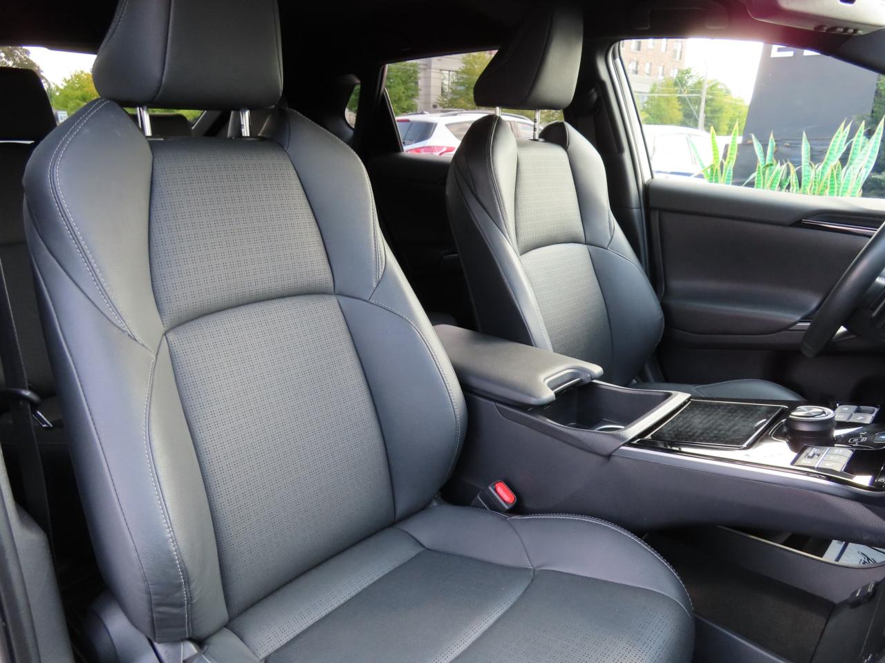 2023 Subaru Solterra Lane Assist - Blind Spot Monitor - Awd - Low Kms !! Photo