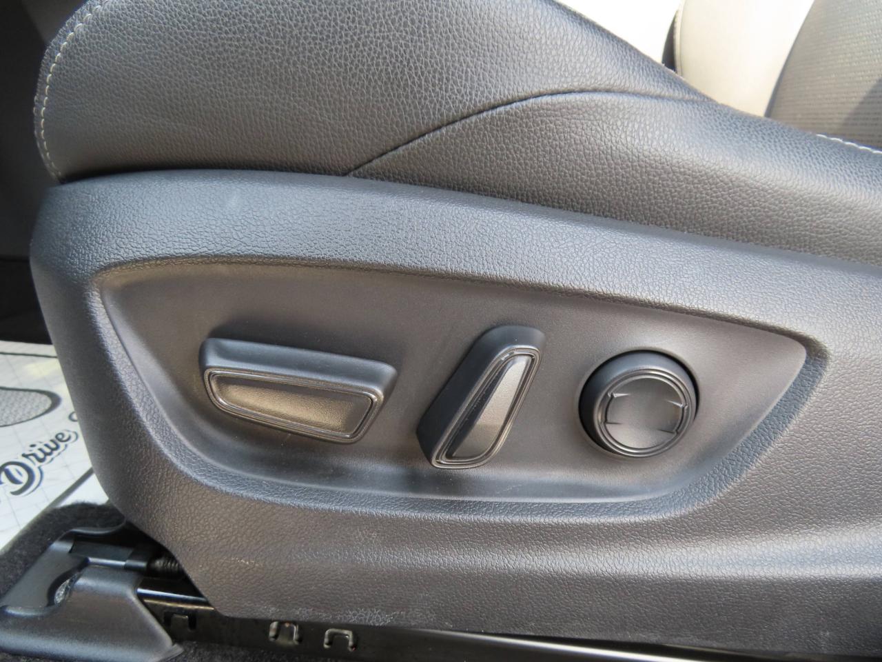 2023 Subaru Solterra Lane Assist - Blind Spot Monitor - Awd - Low Kms !! Photo