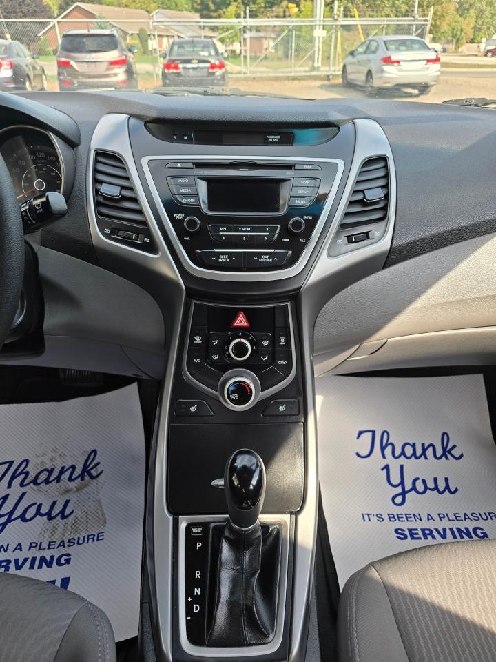 2016 Hyundai Elantra 4dr Sdn Auto Sport Appearance - Photo #9