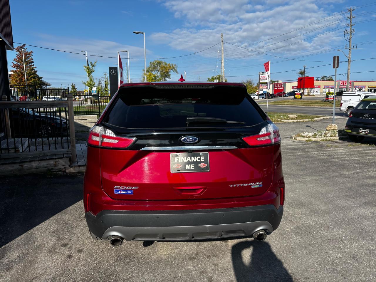 2019 Ford Edge Titanium AWD Photo3