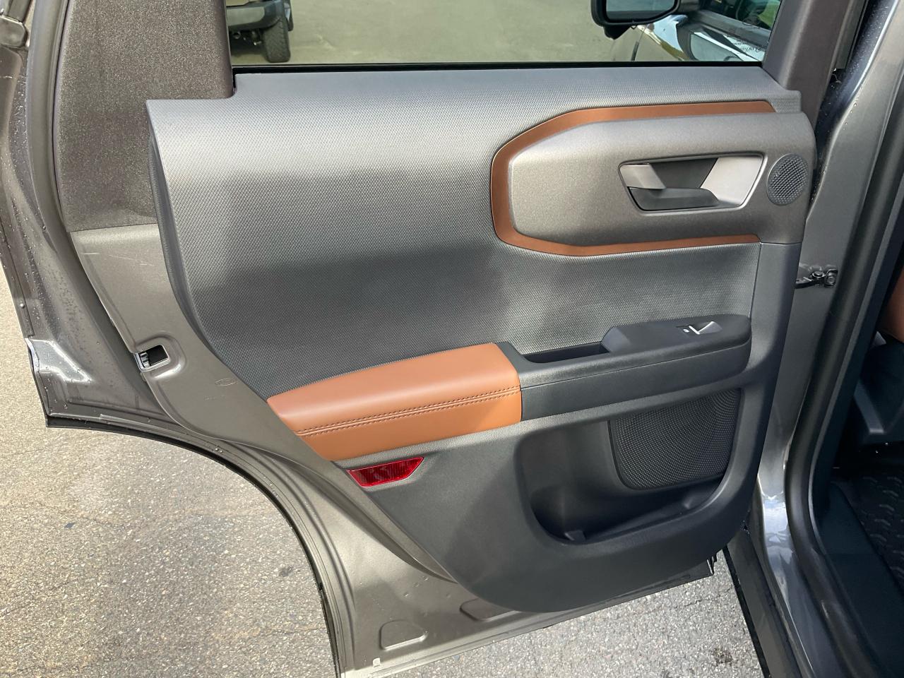 2025 Ford Bronco Sport Outer Banks Photo5