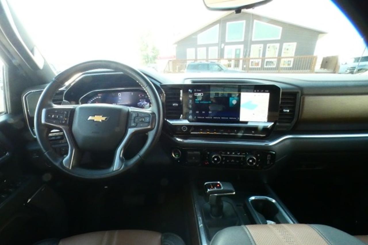 2024 Chevrolet Silverado 1500 High Country Diesel w/H&C L, S/R, NAV, BUC - Photo #11