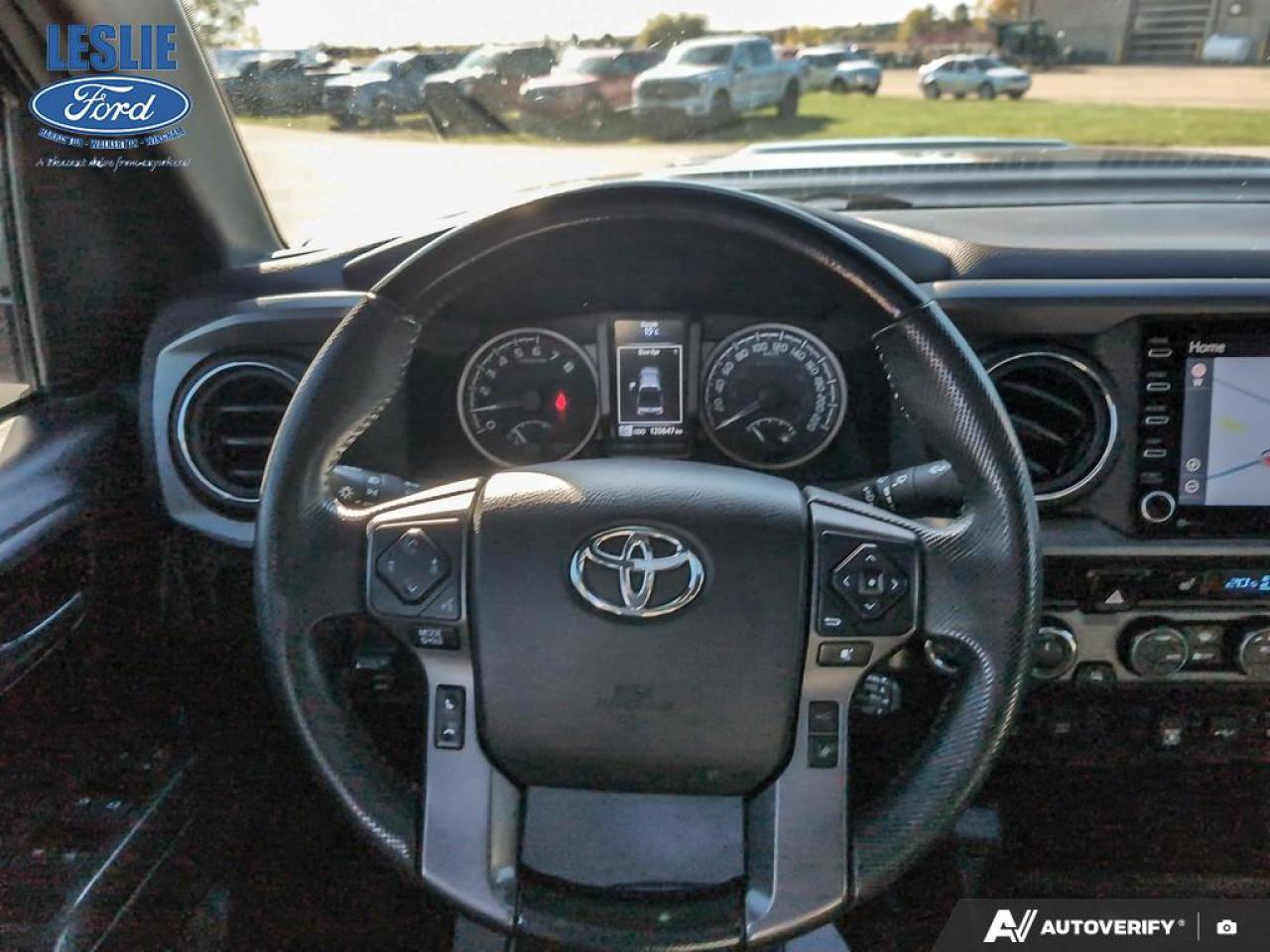 2021 Toyota Tacoma BASE 4x4 Double Cab Auto Photo