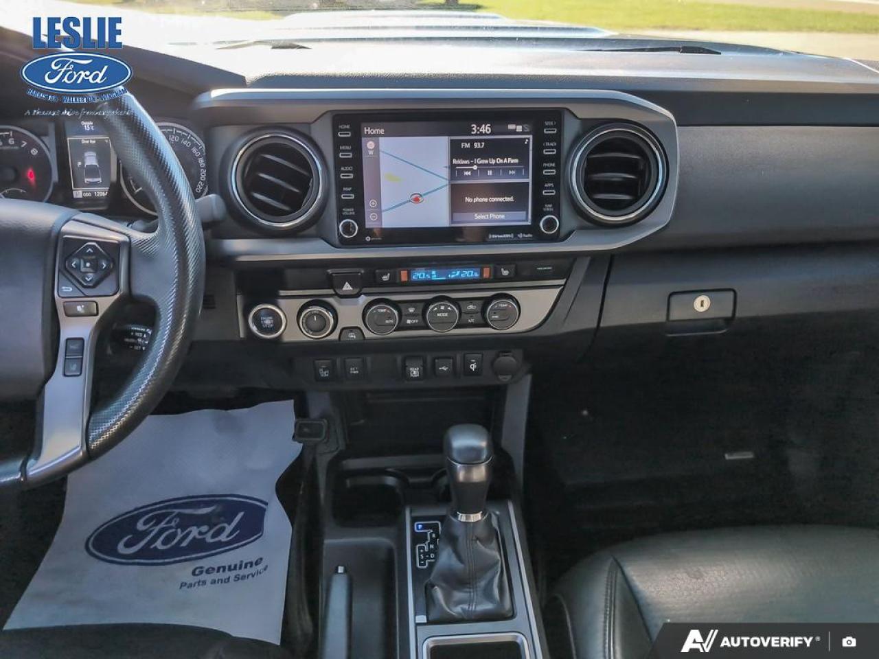 2021 Toyota Tacoma BASE 4x4 Double Cab Auto Photo