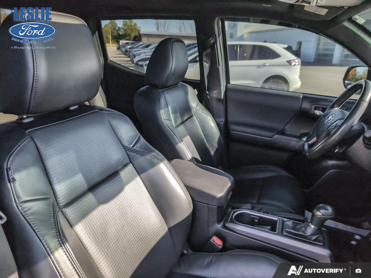 2021 Toyota Tacoma BASE 4x4 Double Cab Auto Photo