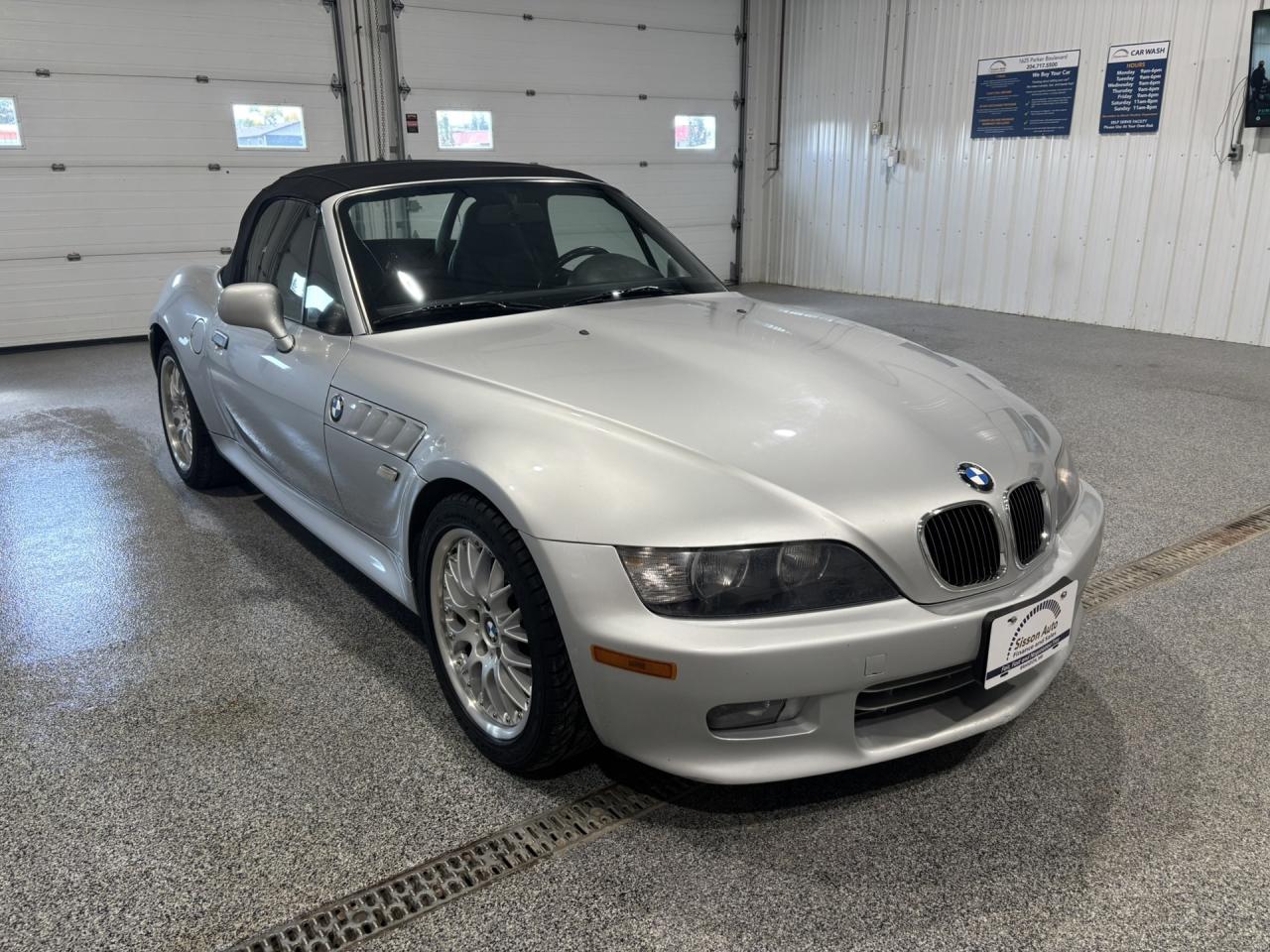 Used 2000 BMW Z3 2.8 Roadster for sale in Brandon, MB