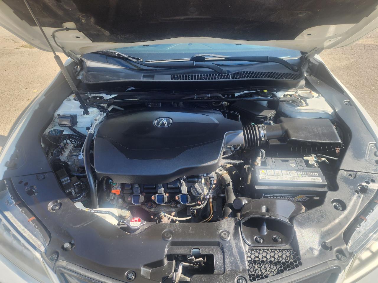 2017 Acura TLX SH-AWD Tech Package l Clean Carfax l No Accident - Photo #17