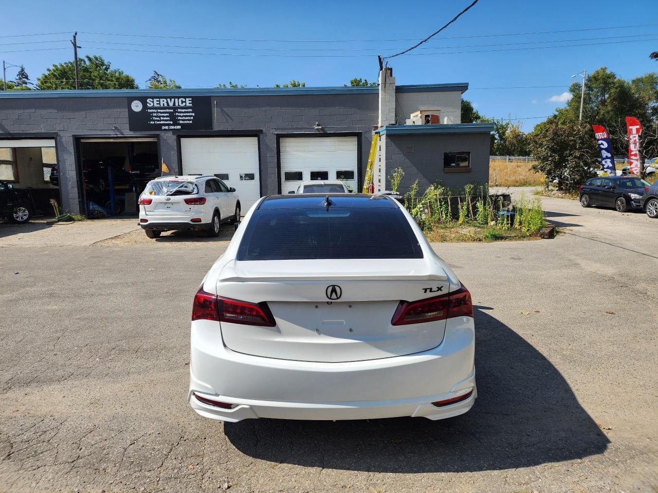 2017 Acura TLX SH-AWD Tech Package l Clean Carfax l No Accident - Photo #8