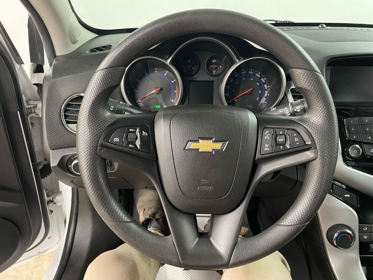 2016 Chevrolet Cruze 4dr Sdn LT w/1LT