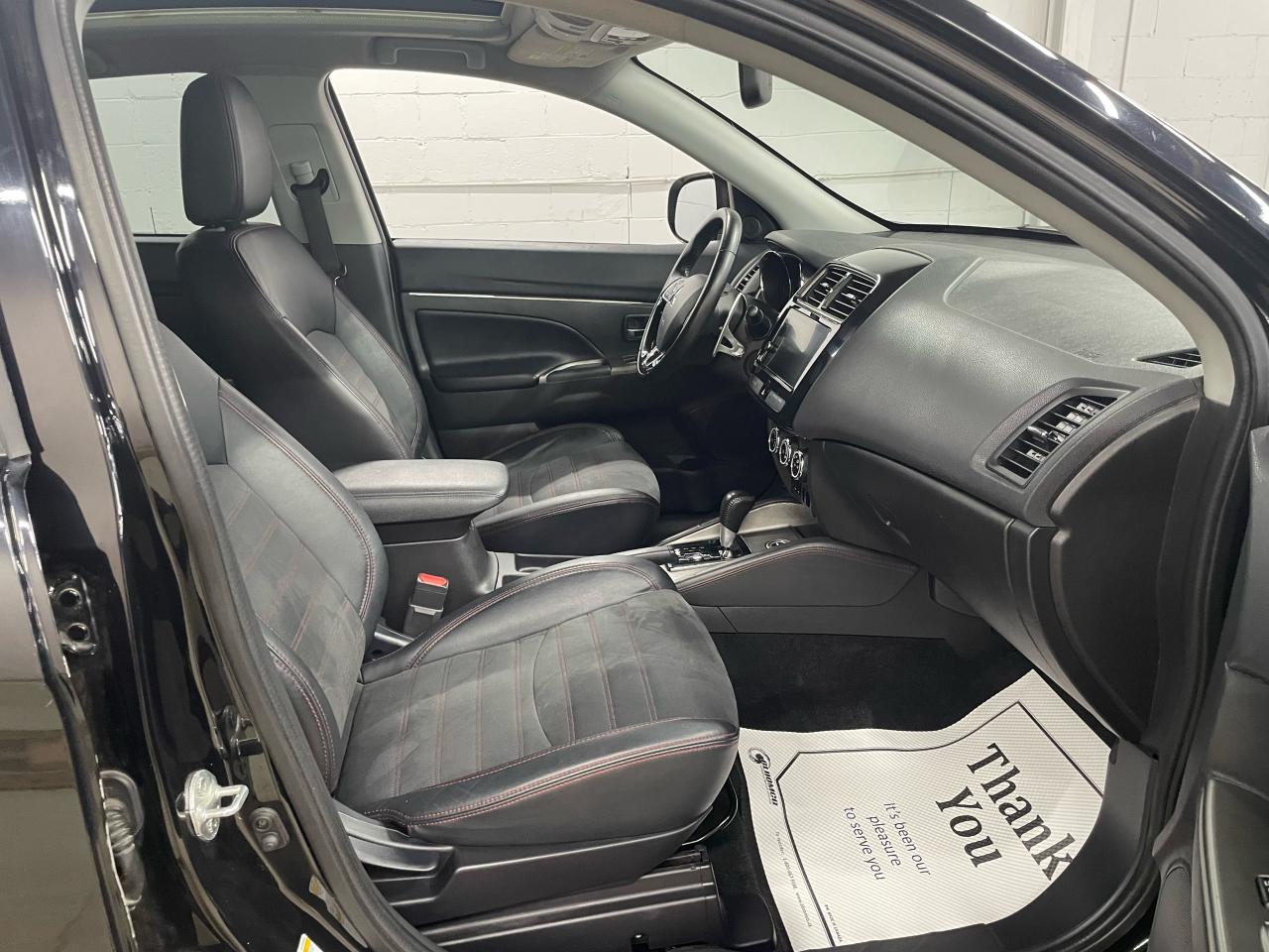 2018 Mitsubishi RVR SE Anniversary Edition Photo4