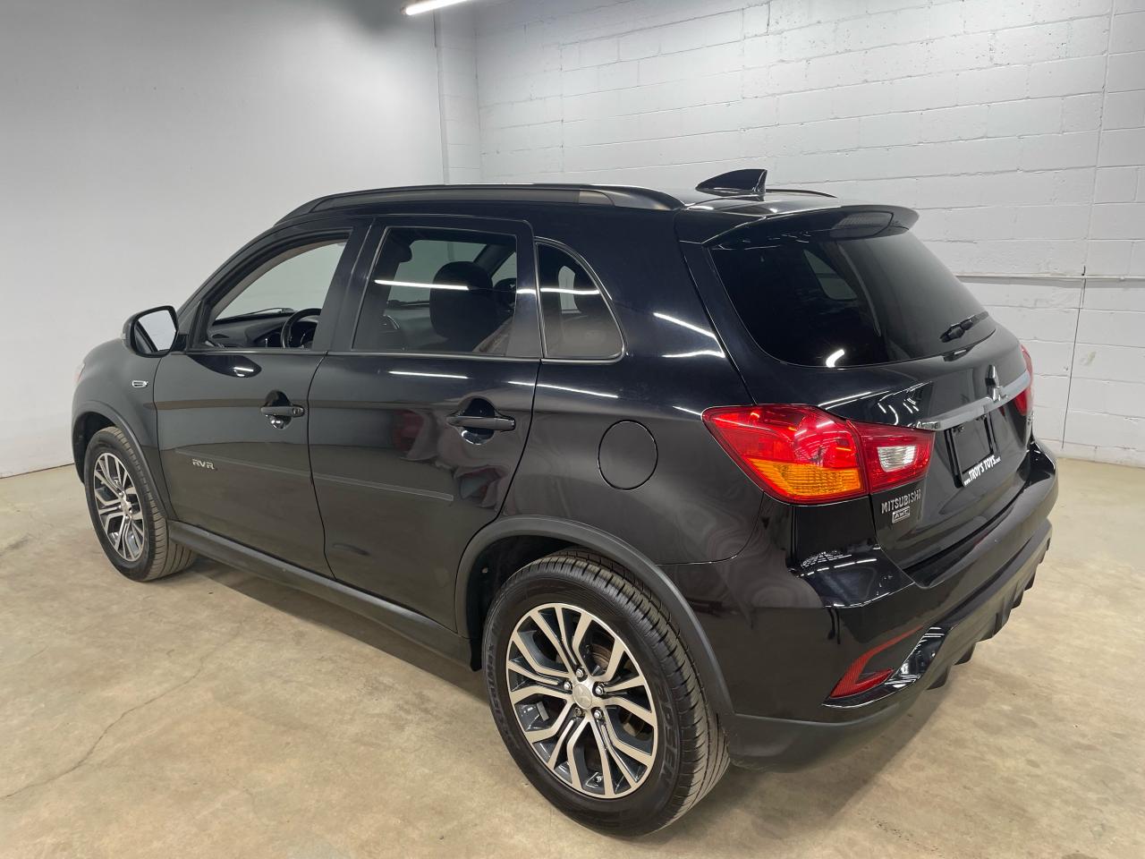 2018 Mitsubishi RVR SE Anniversary Edition Photo17