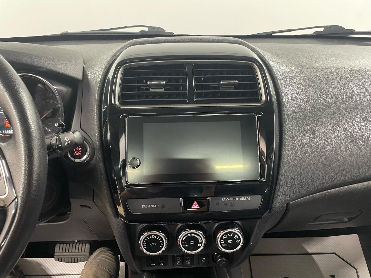 2018 Mitsubishi RVR SE Anniversary Edition Photo9
