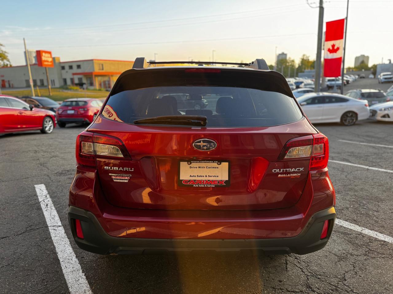 2018 Subaru Outback 2.5i Touring Sunroof | BSM | Backup Camera | Heated Seats Photo3