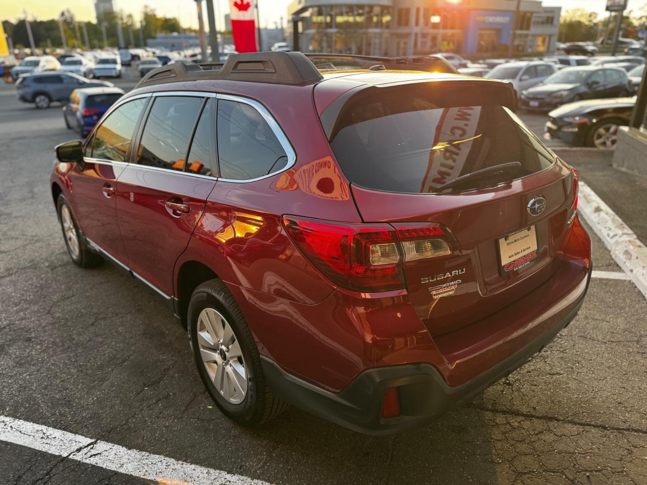 2018 Subaru Outback 2.5i Touring Sunroof | BSM | Backup Camera | Heated Seats Photo