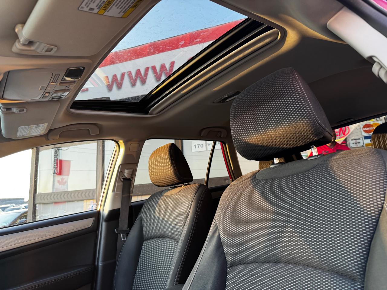 2018 Subaru Outback 2.5i Touring Sunroof | BSM | Backup Camera | Heated Seats Photo