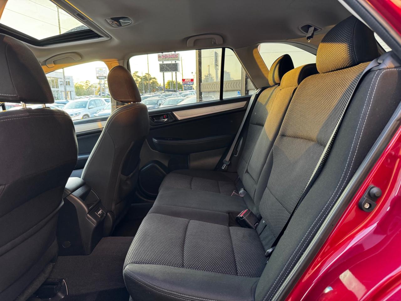 2018 Subaru Outback 2.5i Touring Sunroof | BSM | Backup Camera | Heated Seats Photo