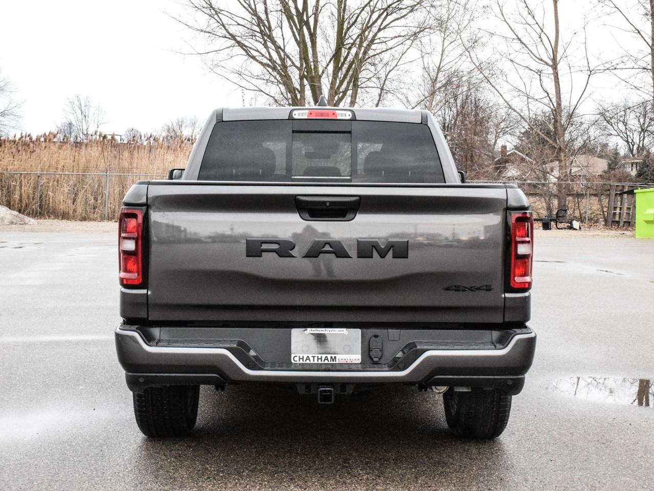 2025 RAM 1500 Tradesman 4x4 Crew Cab 5'7" Box Photo2