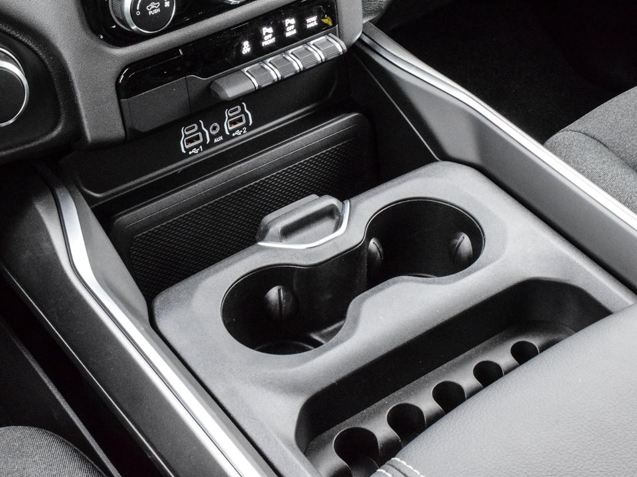 2025 RAM 1500 Tradesman 4x4 Crew Cab 5'7" Box Photo