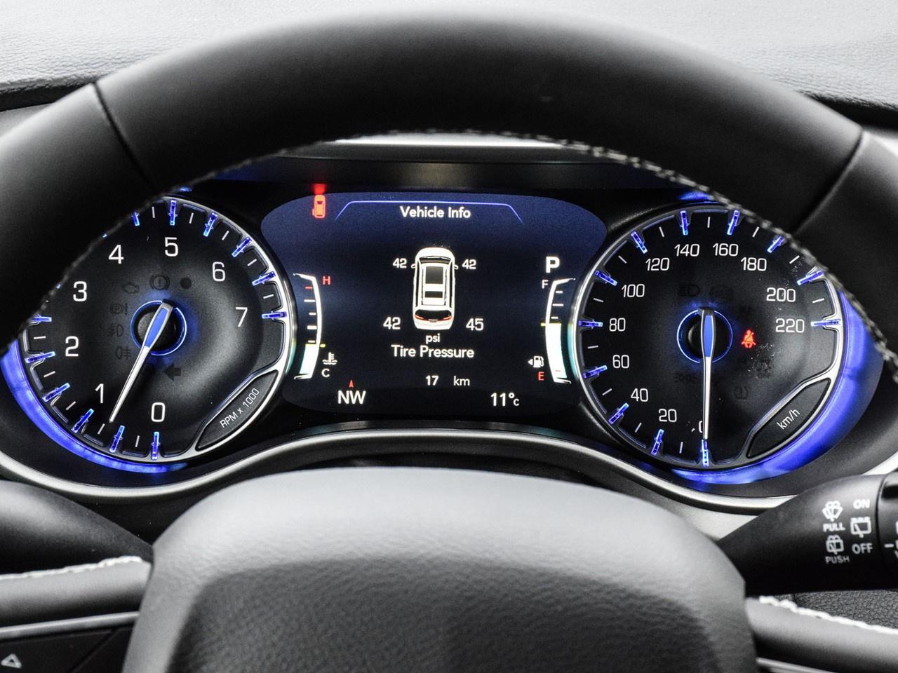 2026 Chrysler Pacifica Select FWD Photo