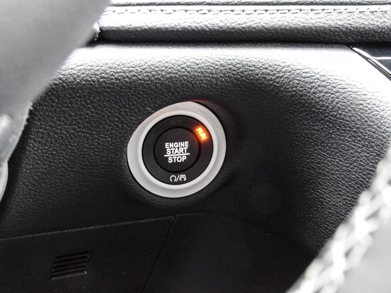 2026 Chrysler Pacifica Select FWD Photo