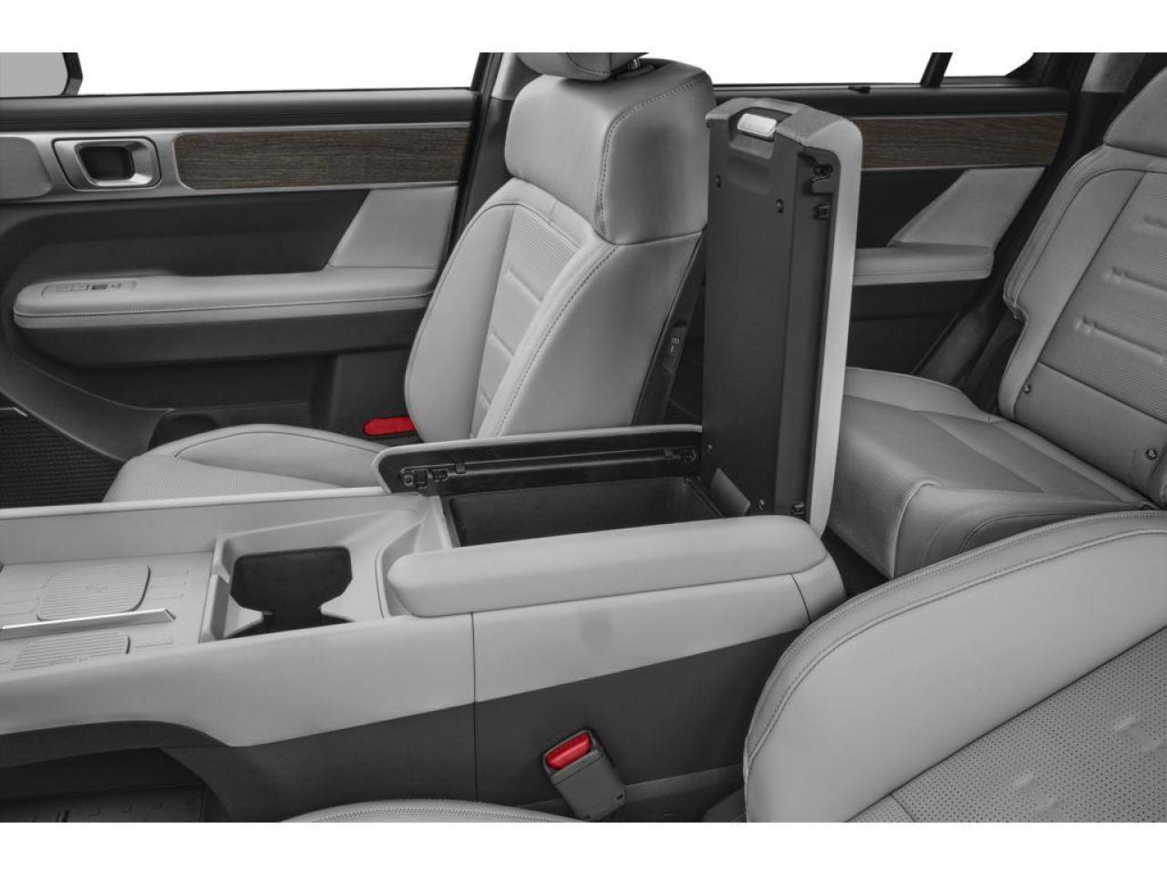 2025 Hyundai Santa Fe Ultimate Calligraphy Photo