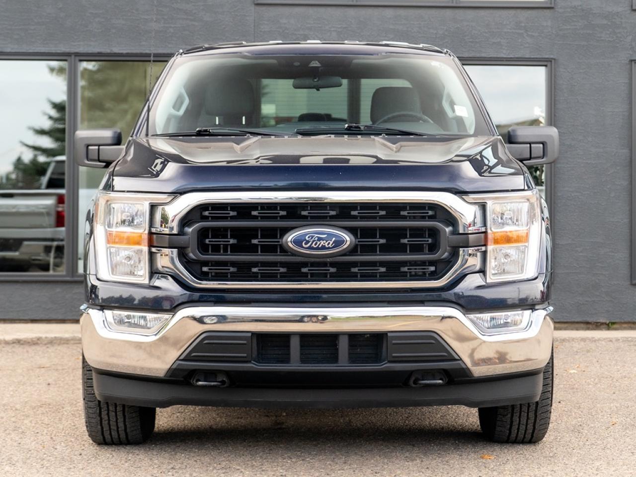 2022 Ford F-150 XLT 4WD SuperCrew 5.5' Box 3.5 POWERBOOST Photo24