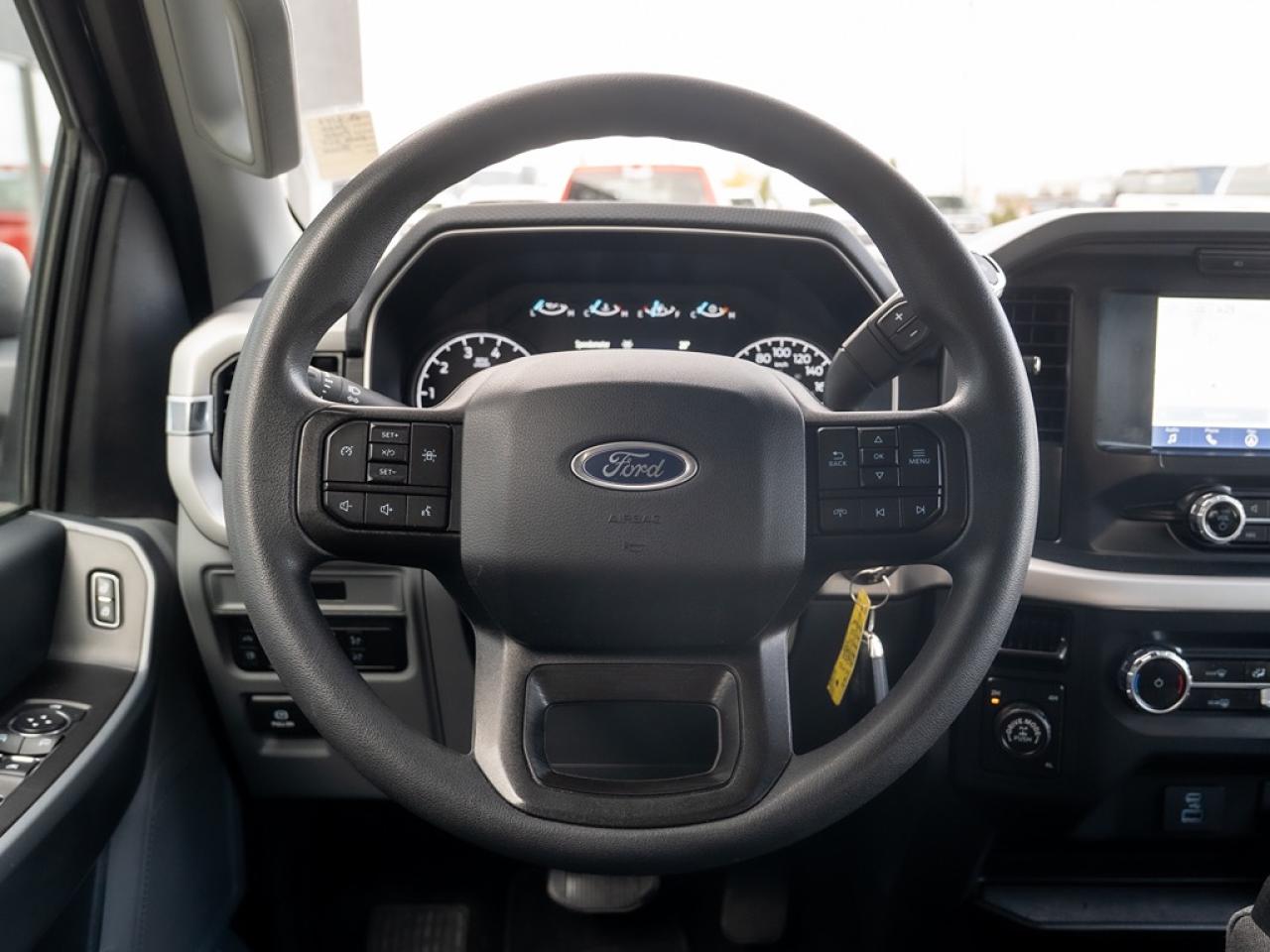 2022 Ford F-150 XLT 4WD SuperCrew 5.5' Box 3.5 POWERBOOST Photo32