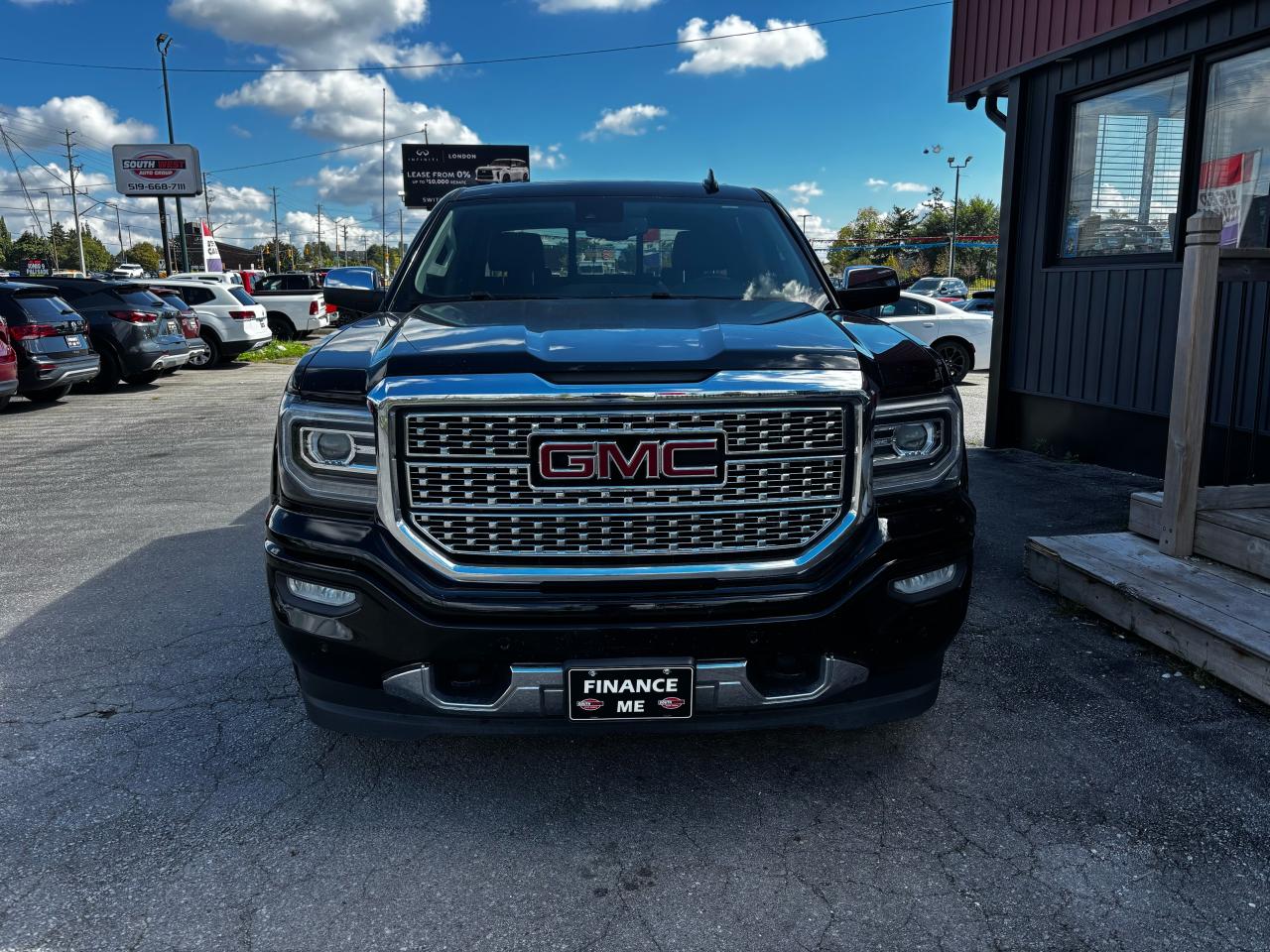 2018 GMC Sierra 1500 4WD CREW DENALI - Photo #2